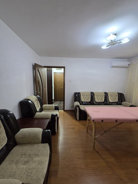 Piata Resita, inchiriere apartament 2 camere ideal activitate profesionala.